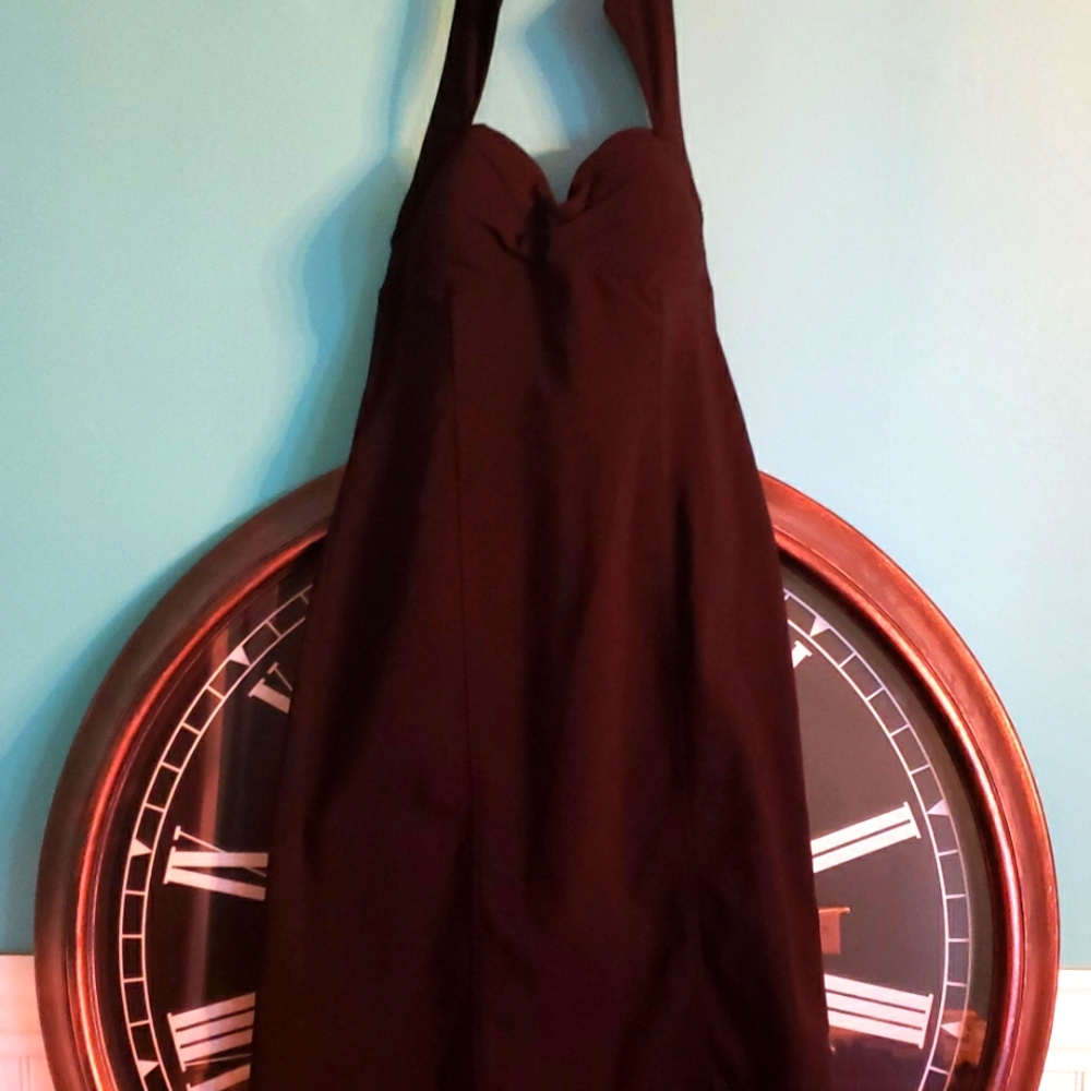 Youth 11: 'SNAP' Little Black Dress